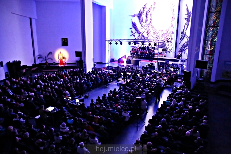 Oratorium - Karolina wystarczy sobą być