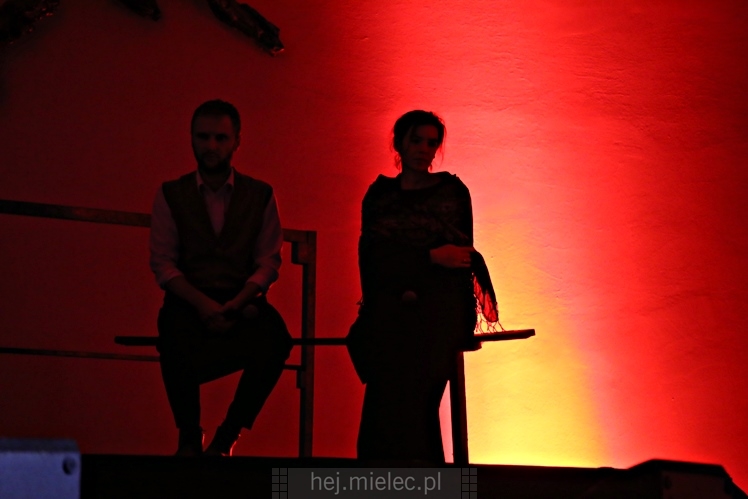 Oratorium - Karolina wystarczy sobą być