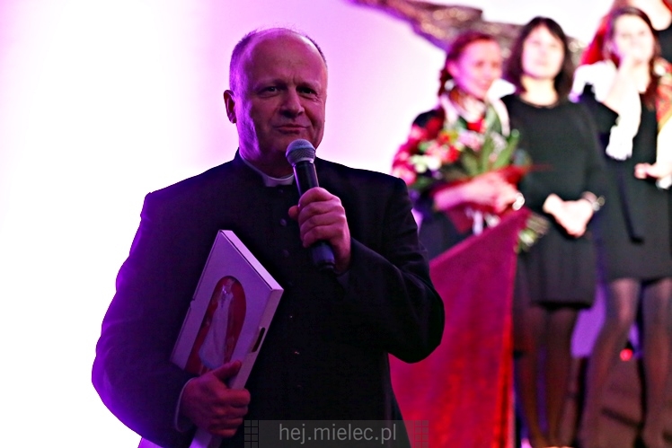 Oratorium - Karolina wystarczy sobą być