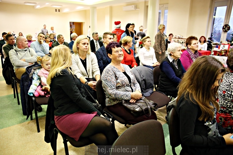 Kiermasz przed Bożym Narodzeniem w Borowej