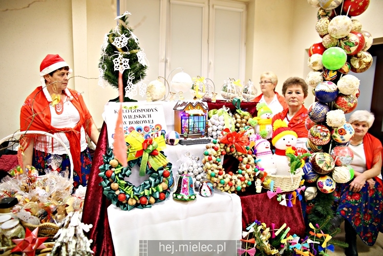 Kiermasz przed Bożym Narodzeniem w Borowej