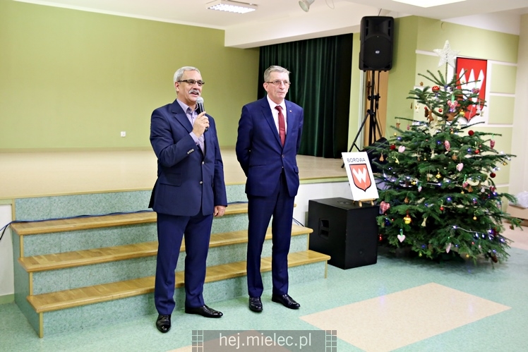 Kiermasz przed Bożym Narodzeniem w Borowej