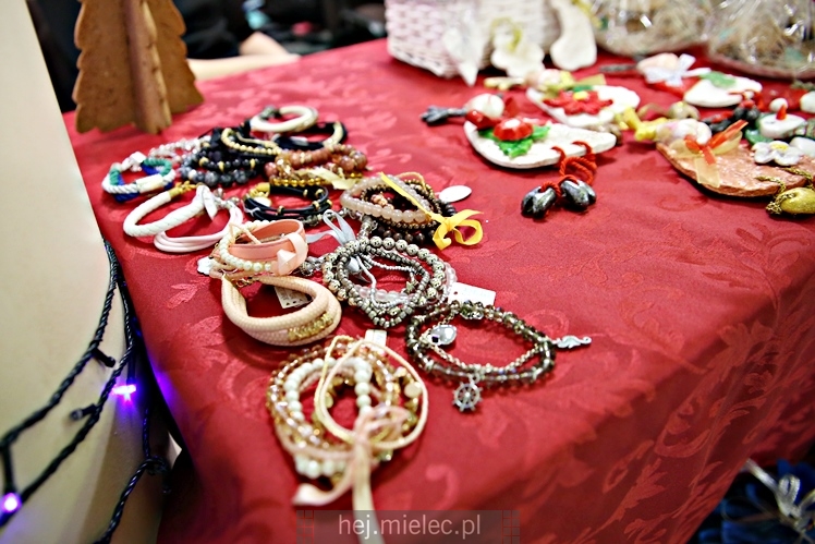 Kiermasz przed Bożym Narodzeniem w Borowej