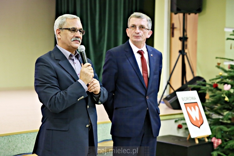 Kiermasz przed Bożym Narodzeniem w Borowej