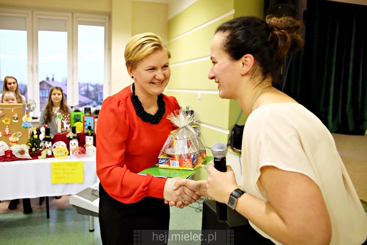 Kiermasz przed Bożym Narodzeniem w Borowej