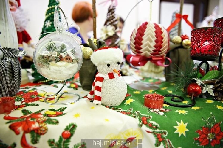 Kiermasz przed Bożym Narodzeniem w Borowej