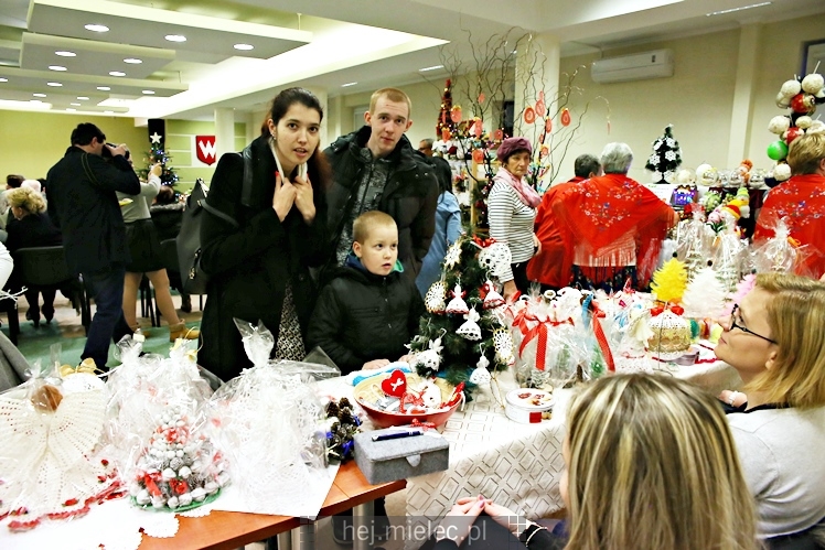 Kiermasz przed Bożym Narodzeniem w Borowej