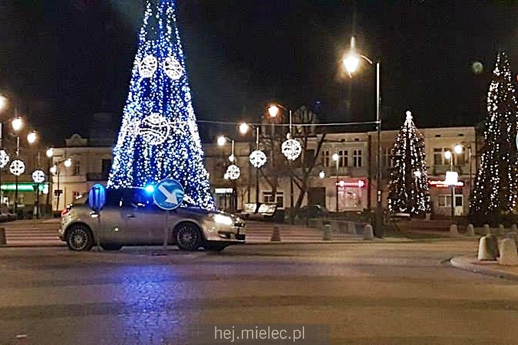 Rowerzysta zginął na Alei Jana Pawła II