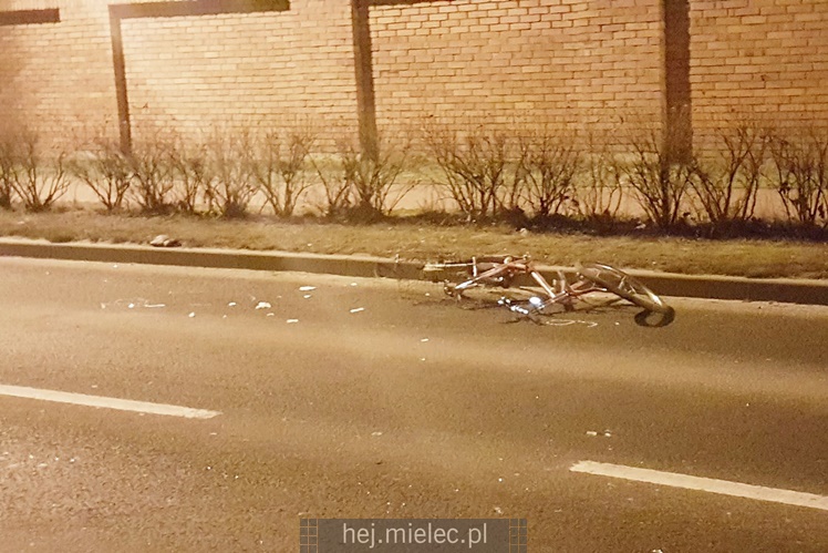 Rowerzysta zginął na Alei Jana Pawła II