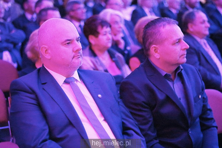 Kto był gościem miejskiego spotkania świątecznego? Aktywni mielczanie, samorządowcy, mundurowi
