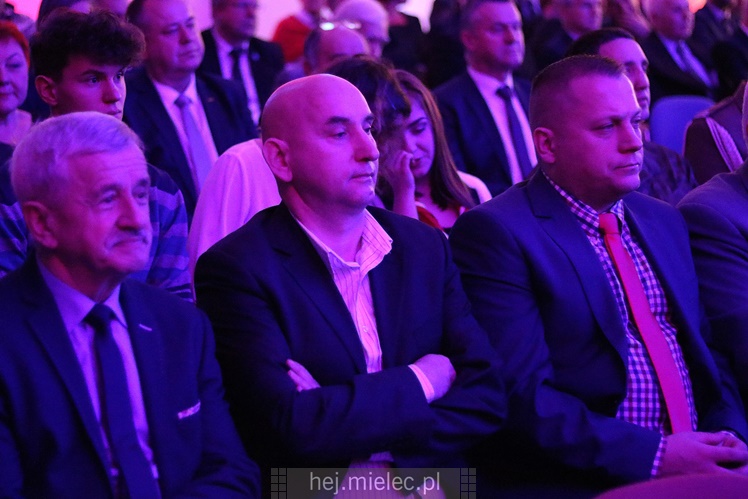 Kto był gościem miejskiego spotkania świątecznego? Aktywni mielczanie, samorządowcy, mundurowi