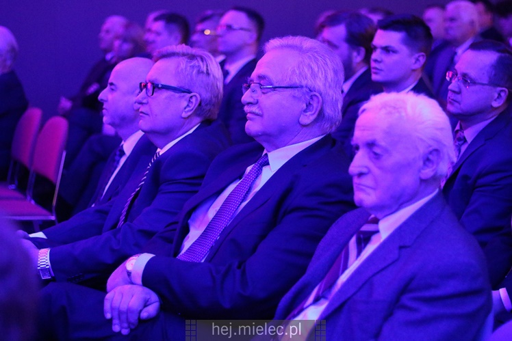 Kto był gościem miejskiego spotkania świątecznego? Aktywni mielczanie, samorządowcy, mundurowi