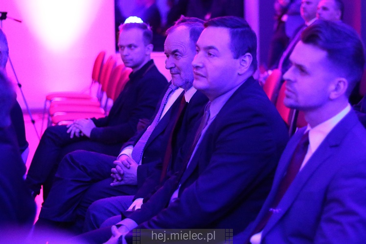 Kto był gościem miejskiego spotkania świątecznego? Aktywni mielczanie, samorządowcy, mundurowi