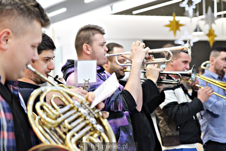 Mielecka Orkiestra Dęta w Galerii Navigator