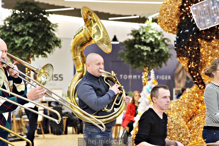 Mielecka Orkiestra Dęta w Galerii Navigator
