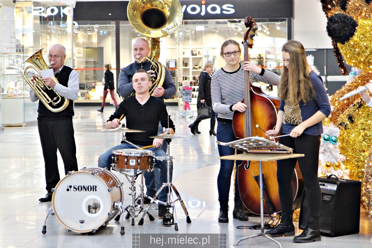 Mielecka Orkiestra Dęta w Galerii Navigator