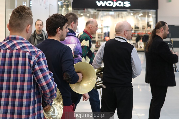 Mielecka Orkiestra Dęta w Galerii Navigator