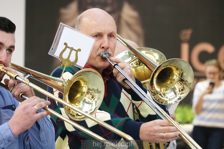 Mielecka Orkiestra Dęta w Galerii Navigator
