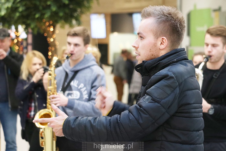 Mielecka Orkiestra Dęta w Galerii Navigator