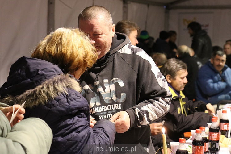 Miejska wigilia dla samotnych drugi raz. Były łzy wzruszenia