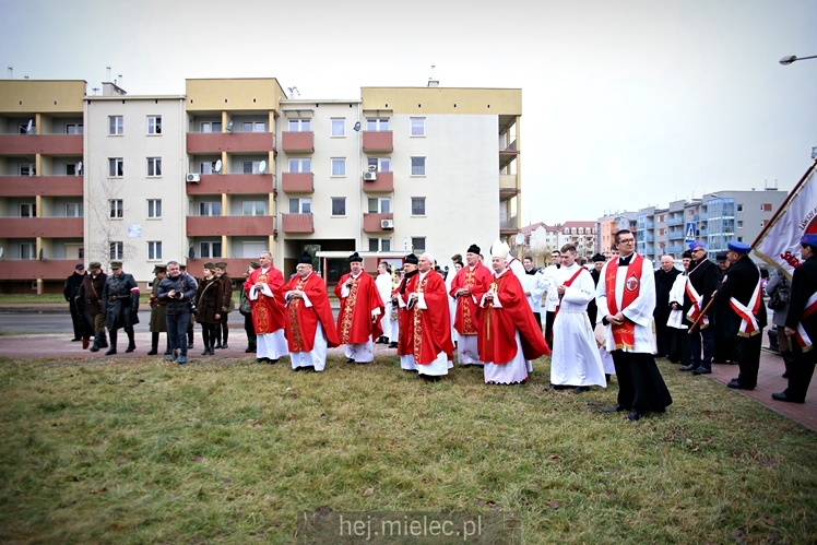 Poświęcenie pomnika bł. ks. Jerzego Popiełuszki