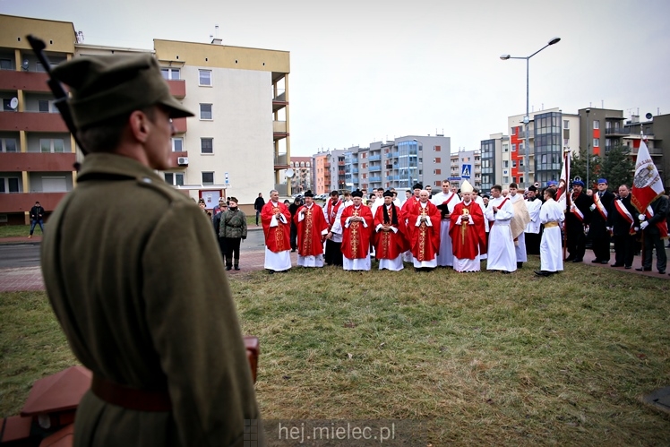 Poświęcenie pomnika bł. ks. Jerzego Popiełuszki