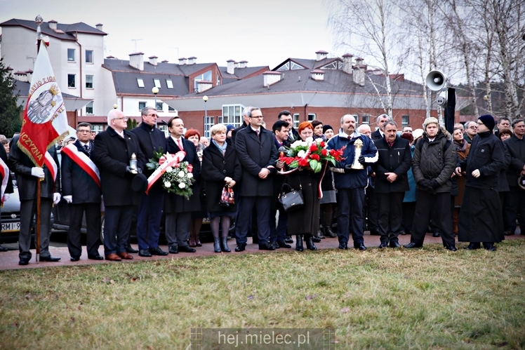 Poświęcenie pomnika bł. ks. Jerzego Popiełuszki