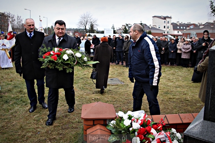 Poświęcenie pomnika bł. ks. Jerzego Popiełuszki