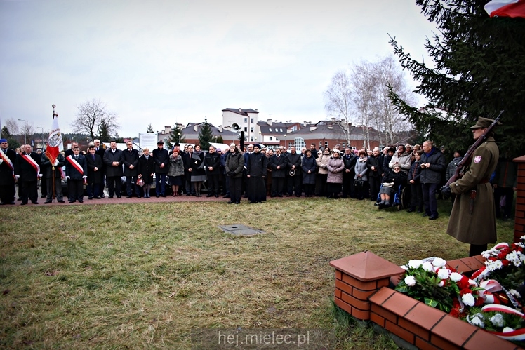 Poświęcenie pomnika bł. ks. Jerzego Popiełuszki