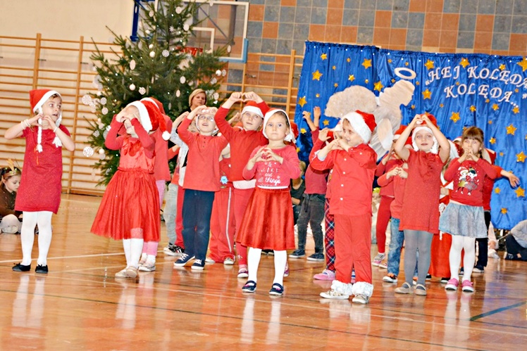 Przedszkolaki Smoka Felusia przećwiczyły Święta Bożego Narodzenia