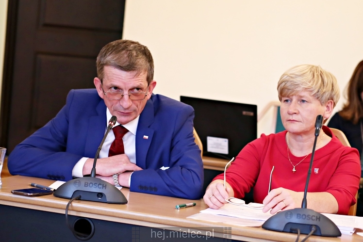 XXV sesja Rady Powiatu Mieleckiego. Budżet na 2017 rok