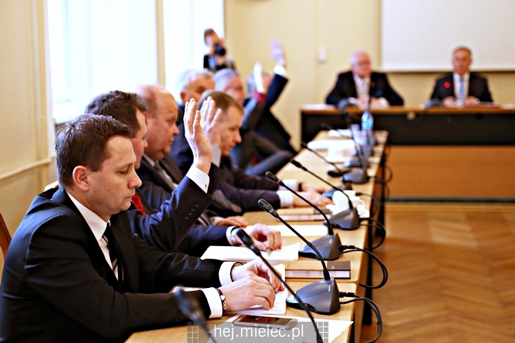 XXV sesja Rady Powiatu Mieleckiego. Budżet na 2017 rok