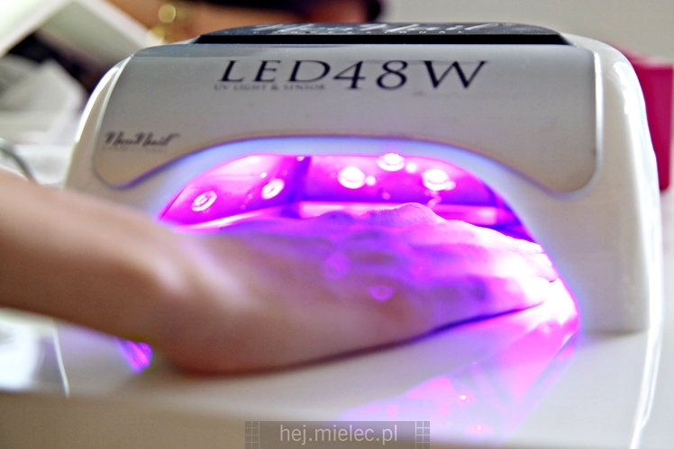 Paris Maziarska i Instytut Zdrowia i Urody YASUMI / TRENDY HAIR FASHION