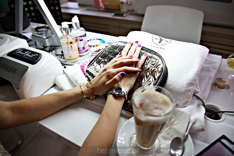 Paris Maziarska i Instytut Zdrowia i Urody YASUMI / TRENDY HAIR FASHION