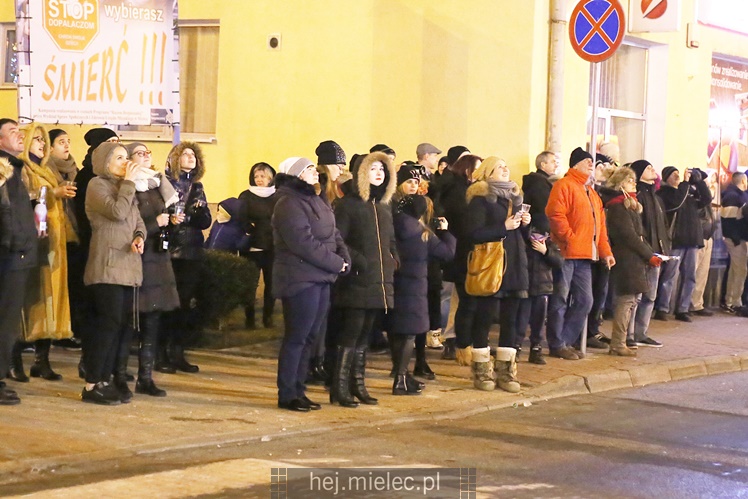 Powitanie Nowego 2017 Roku na Placu AK w Mielcu