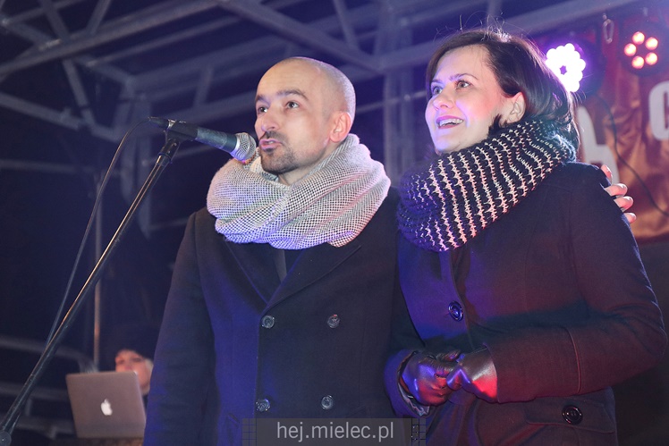 Powitanie Nowego 2017 Roku na Placu AK w Mielcu