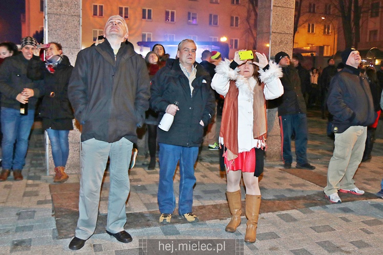 Powitanie Nowego 2017 Roku na Placu AK w Mielcu