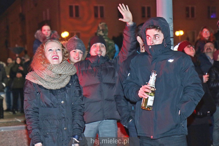 Powitanie Nowego 2017 Roku na Placu AK w Mielcu