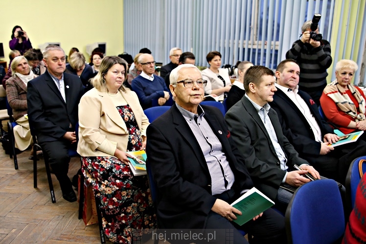Promocja ?Artefaktów? 2016