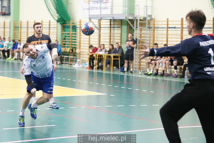 SPR Stal Mielec kontynuuje sparingi