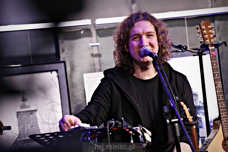 Koncert zespołu HARD TIMES promujący płytę SIEDEM w Jadernówce