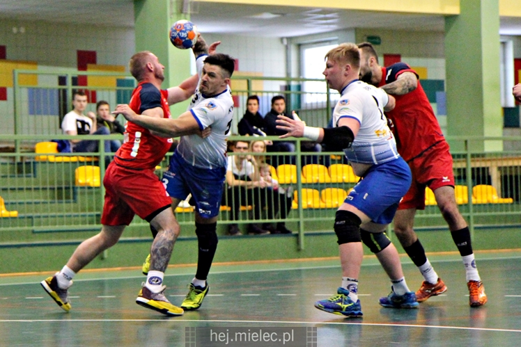 Sparing: SPR Stal Mielec - SPR Tarnów