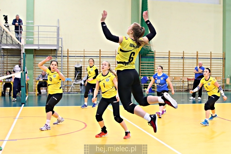 UKS SZÓSTKA MIELEC - GRUPA AZOTY PWSZ TARNÓW 1:3