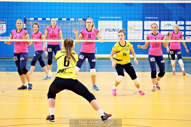 UKS SZÓSTKA MIELEC - GRUPA AZOTY PWSZ TARNÓW 1:3