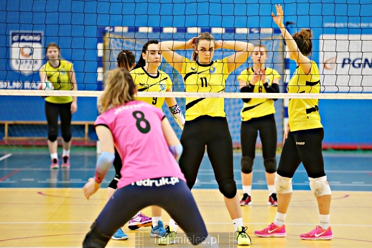 UKS SZÓSTKA MIELEC - GRUPA AZOTY PWSZ TARNÓW 1:3