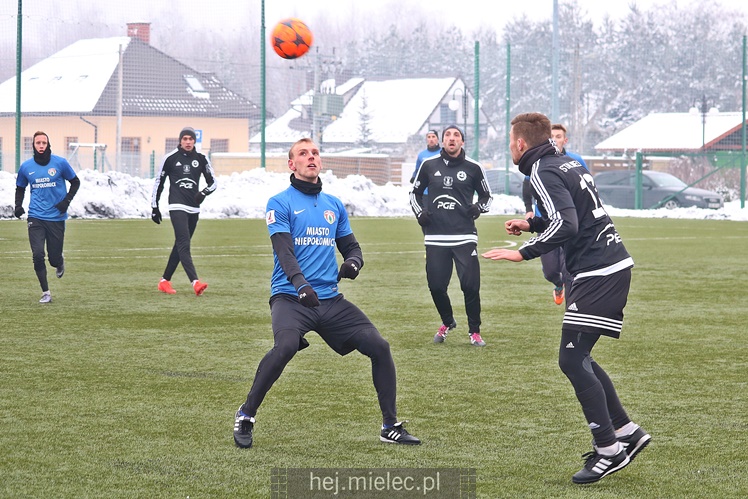 Stal Mielec w sparingu pokonała Puszczę Niepołomice 3:1