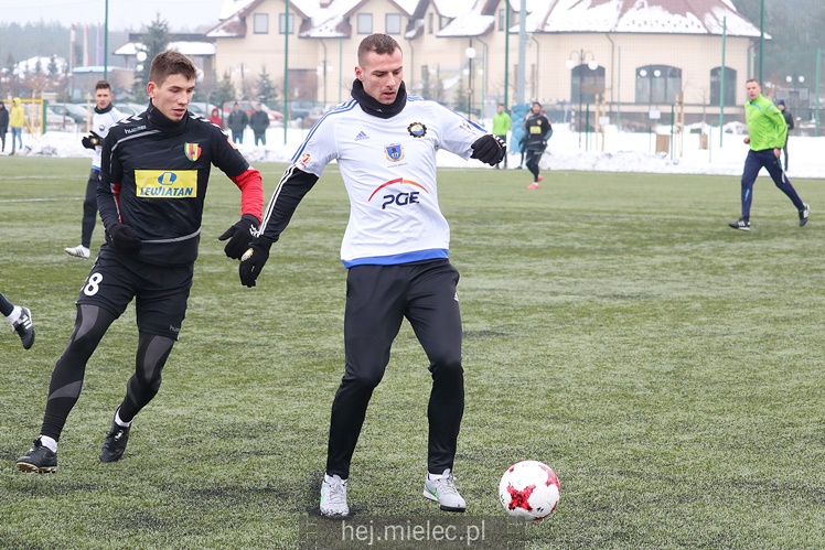 Stal - Korona 1:1