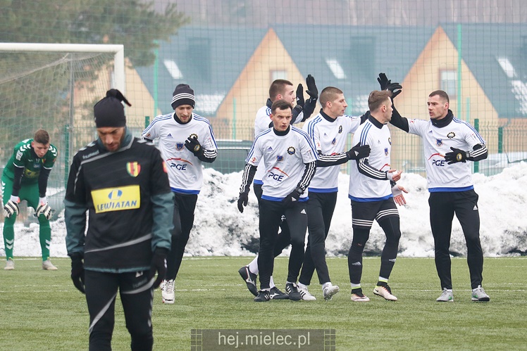 Stal - Korona 1:1