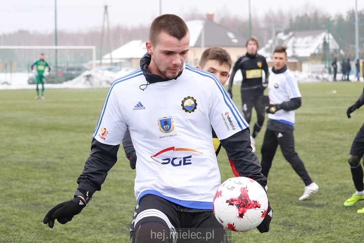 Stal - Korona 1:1
