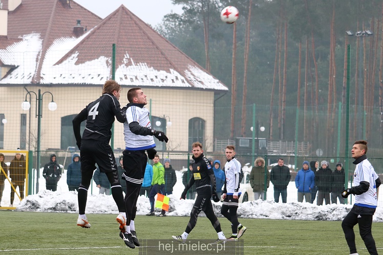 Stal - Korona 1:1